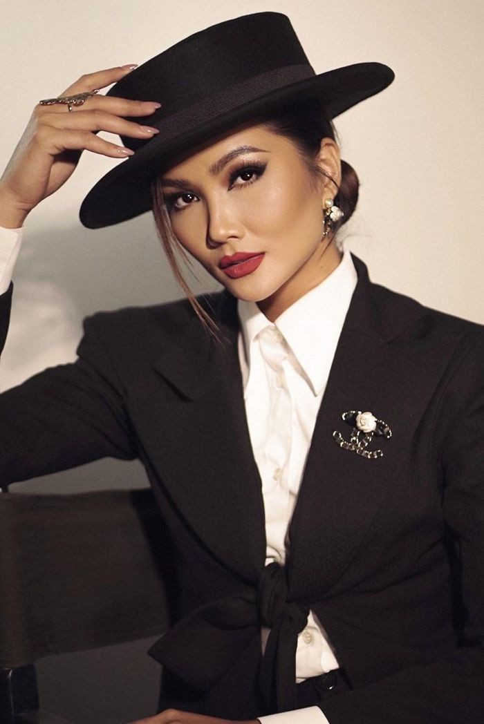 Nhan sắc cực 'hot' dàn nữ huấn luyện viên The Next Face Vietnam Nhan sắc cực 'hot' dàn nữ huấn luyện viên The Next Face Vietnam