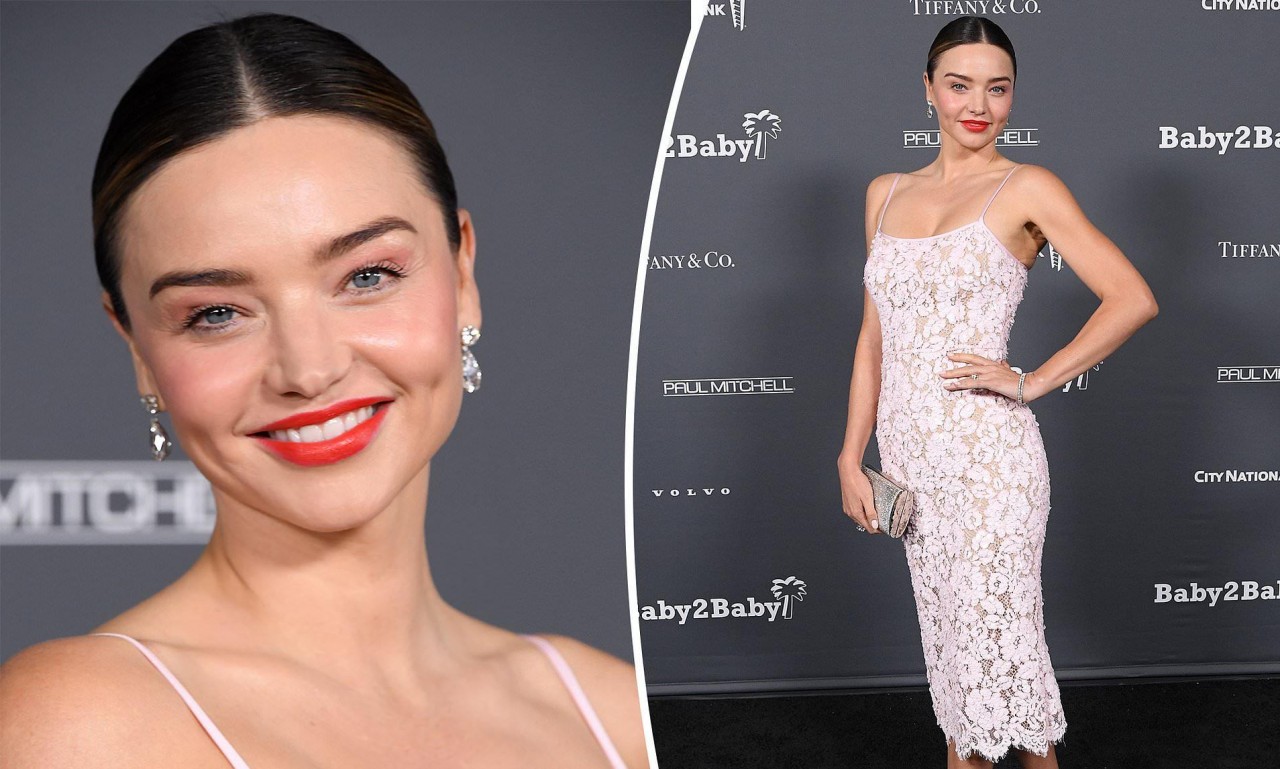 Miranda Kerr gợi cảm nổi bật khi sánh bước bên chồng tỷ phú Miranda Kerr gợi cảm nổi bật khi sánh bước bên chồng tỷ phú