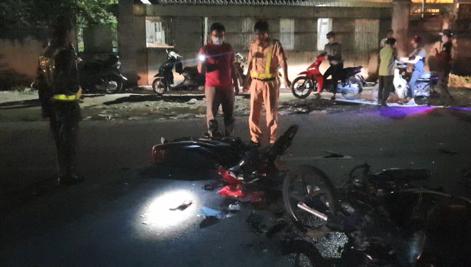 Tai nạn giao thông sáng 19/12: Một CSGT bị Tai nạn giao thông sáng 19/12: Một CSGT bị