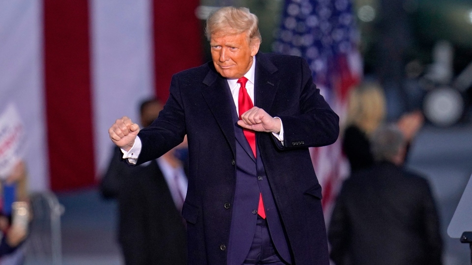 Người ủng hộ sẽ tổ chức lễ nhậm chức cho Trump cùng ngày tuyên thệ của ông Biden Người ủng hộ sẽ tổ chức lễ nhậm chức cho Trump cùng ngày tuyên thệ của ông Biden