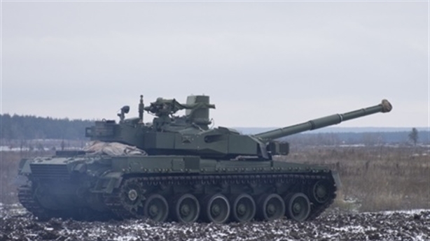 Báo Nga khẳng định Ukraine điều hàng chục xe xăng vượt giới tuyến tiến vào Lugansk Báo Nga khẳng định Ukraine điều hàng chục xe xăng vượt giới tuyến tiến vào Lugansk