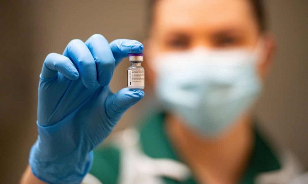 Y tá Mỹ dương tính với SARS-CoV-2 sau khi tiêm vaccine phòng COVID-19 Y tá Mỹ dương tính với SARS-CoV-2 sau khi tiêm vaccine phòng COVID-19