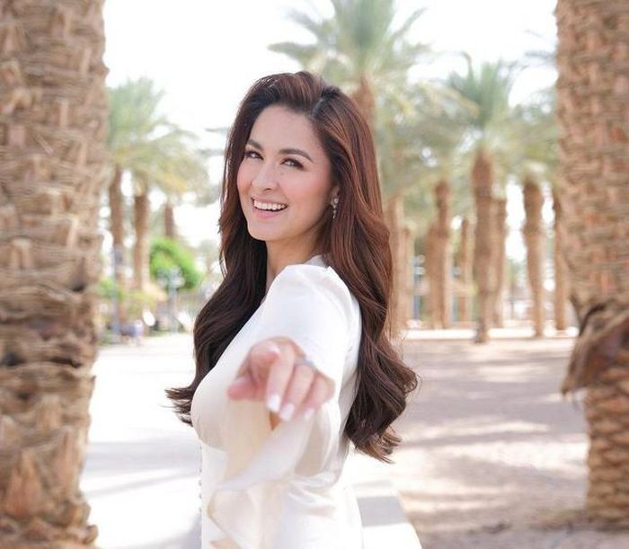 Lộ diện mỹ nhân không cần vương miện vẫn tỏa sáng rực rỡ ở Chung kết Miss Universe 2021 Lộ diện mỹ nhân không cần vương miện vẫn tỏa sáng rực rỡ ở Chung kết Miss Universe 2021