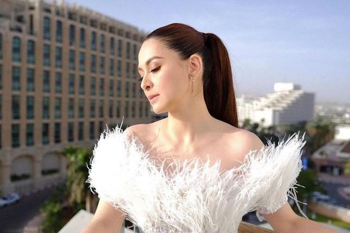 Lộ diện mỹ nhân không cần vương miện vẫn tỏa sáng rực rỡ ở Chung kết Miss Universe 2021 Lộ diện mỹ nhân không cần vương miện vẫn tỏa sáng rực rỡ ở Chung kết Miss Universe 2021