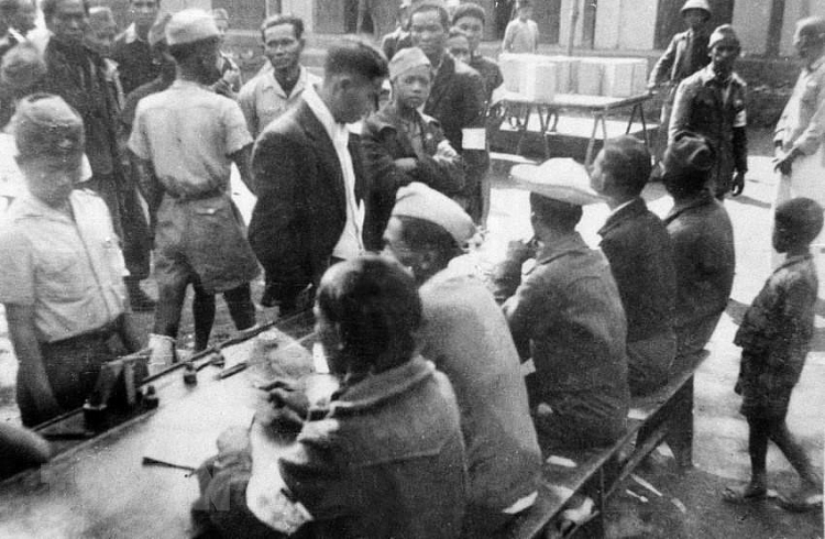 Ảnh: 75 năm Ngày Tổng Tuyển cử đầu tiên bầu Quốc hội Việt Nam Ảnh: 75 năm Ngày Tổng Tuyển cử đầu tiên bầu Quốc hội Việt Nam