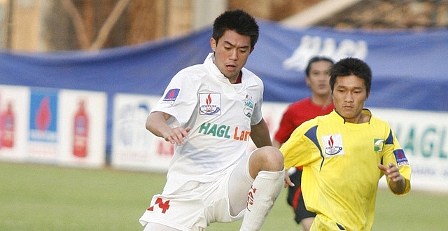 Lee Nguyễn quay lại V-League: Lee Nguyễn quay lại V-League: