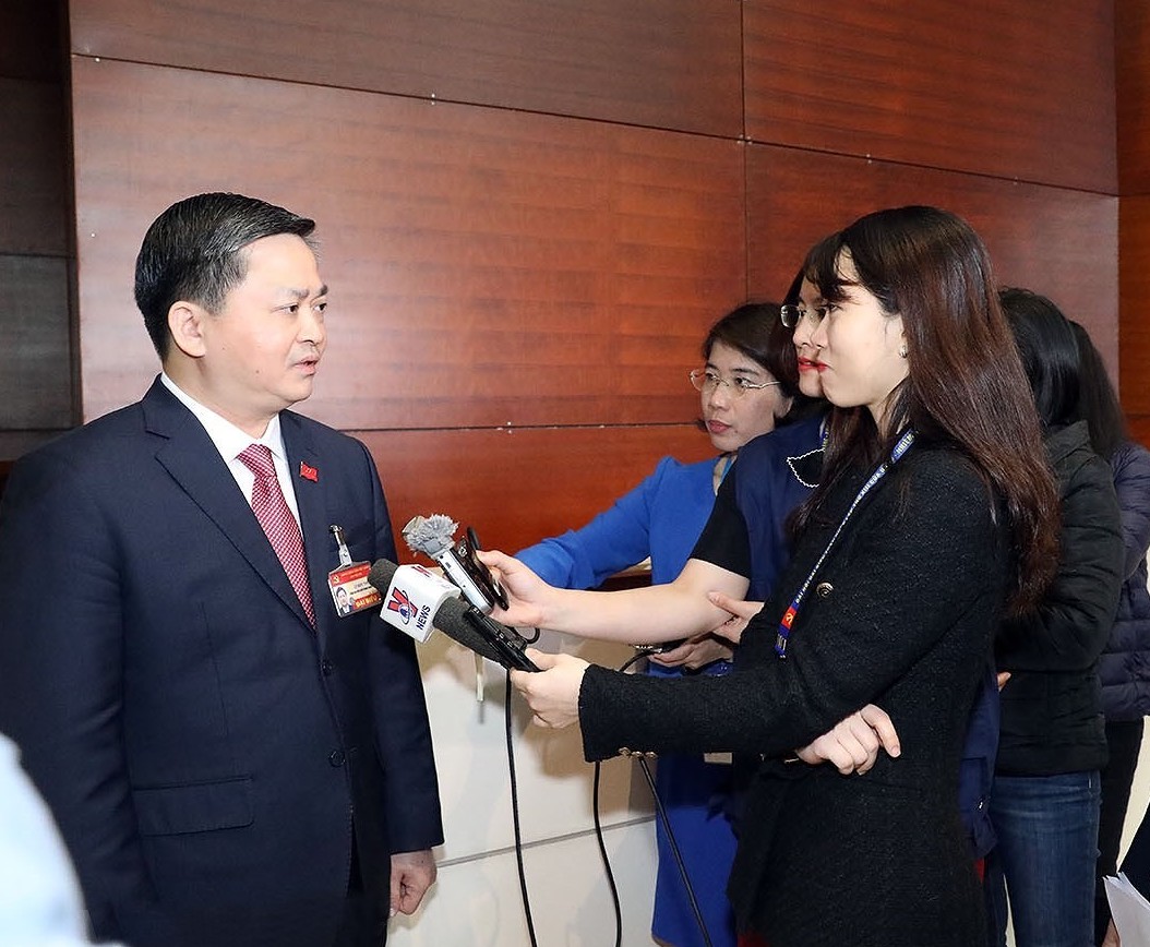 Đại biểu bày tỏ niềm tin và khát vọng hiện thực hóa Báo cáo chính trị tại Đại hội A Việt