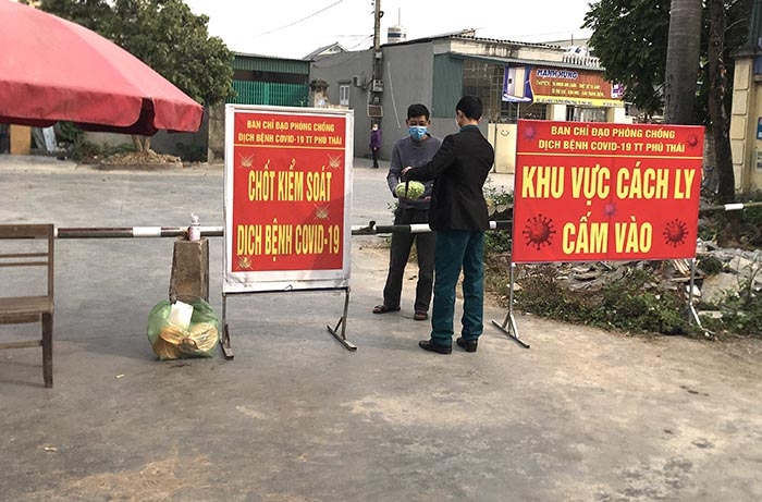 Hải Dương gỡ phong tỏa 2 'điểm nóng' là Chí Linh và Cẩm Giàng Hải Dương gỡ phong tỏa 2 'điểm nóng' là Chí Linh và Cẩm Giàng