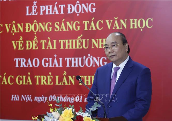 Văn học phải hun đúc ý chí, nghị lực vươn lên của thanh niên, thiếu niên, thiếu nhi, nhi đồng Chú thích ảnh