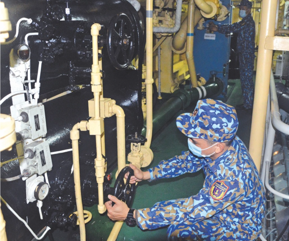 Đón Tết giữa trùng khơi Đón Tết giữa trùng khơi