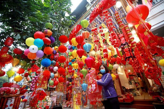 Châu Á trang hoàng rực rỡ, người dân nô nức mua sắm chuẩn bị đón năm Dần Châu Á trang hoàng rực rỡ, người dân nô nức mua sắm chuẩn bị đón năm Dần ảnh 32