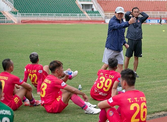 Ông Vũ Tiến Thành lên nắm chức vụ mới là Giám đốc bóng đá PVF. Ông Vũ Tiến Thành lên nắm chức vụ mới là Giám đốc bóng đá PVF.