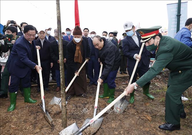 Chủ tịch nước Nguyễn Xuân Phúc phát động Tết trồng cây tại Phú Thọ Chú thích ảnh