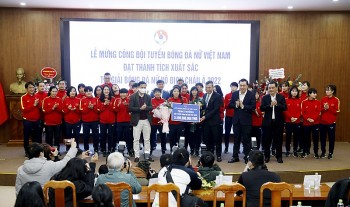 Tuyển nữ Việt Nam nhận 