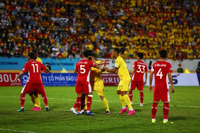 Kết quả, Bảng xếp hạng V-League 2021 (19/3): SHB Đà Nẵng đứt mạch thắng, HAGL Kết quả, Bảng xếp hạng V-League 2021 (19/3): SHB Đà Nẵng đứt mạch thắng, HAGL