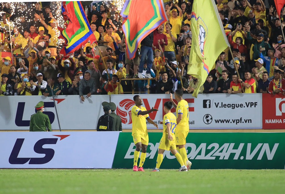 Kết quả, Bảng xếp hạng V-League 2021 mới nhất (23/3): Hà Nội lên ngôi số 1, chờ HAGL trả lời Kết quả, Bảng xếp hạng V-League 2021 mới nhất (23/3): Hà Nội lên ngôi số 1, chờ HAGL trả lời
