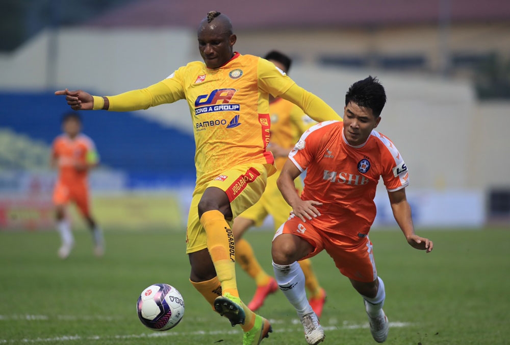 Kết quả, Bảng xếp hạng V-League 2021 (29/3): Bị Hà Tĩnh cầm hòa, Hà Nội kém HAGL mấy điểm? Kết quả, Bảng xếp hạng V-League 2021 (29/3): Bị Hà Tĩnh cầm hòa, Hà Nội kém HAGL mấy điểm?