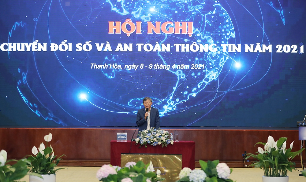 100% cán bộ, nhân viên, người lao động EVN sẽ tham gia chuyển đổi số 100% cán bộ, nhân viên, người lao động EVN sẽ tham gia chuyển đổi số