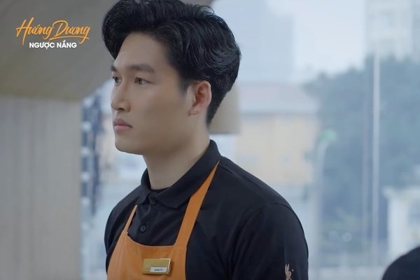 Phim Hướng dương ngược nắng tập 55 hôm nay: Hoàng nhường Minh cho Phúc, Kiên gặp Trí