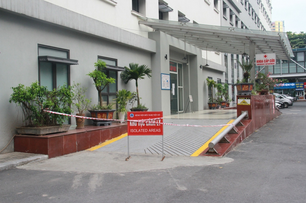 Tất cả trường hợp tiếp xúc với vợ chồng Giám đốc Hacinco ở BV Hữu Nghị đều âm tính