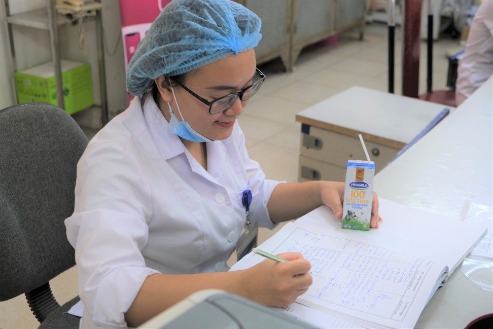 200.000 sản phẩm của Vinamik đến với các khu cách ly ở Hà Nội, Hà Nam, Bắc Ninh 200.000 sản phẩm của Vinamik đến với các khu cách ly ở Hà Nội, Hà Nam, Bắc Ninh