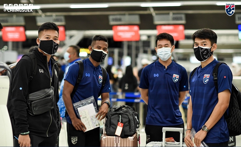 ĐT Thái Lan lên đường sang UAE ĐT Thái Lan lên đường sang UAE