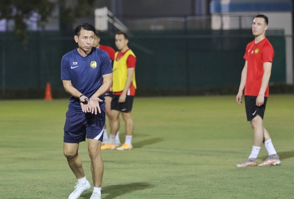 UAE vs Malaysia (23h45, 3/6): HLV Tan Cheng Hoe tự tin hóa giải đòn tấn công của UAE UAE vs Malaysia (23h45, 3/6): HLV Tan Cheng Hoe tự tin hóa giải đòn tấn công của UAE