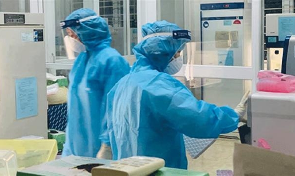 Hà Nội có hơn 1.700 ca COVID-19 mới, nhiều nhất cả nước 5 ngày liên tiếp (Ảnh minh họa) Hà Nội có hơn 1.700 ca COVID-19 mới, nhiều nhất cả nước 5 ngày liên tiếp (Ảnh minh họa)