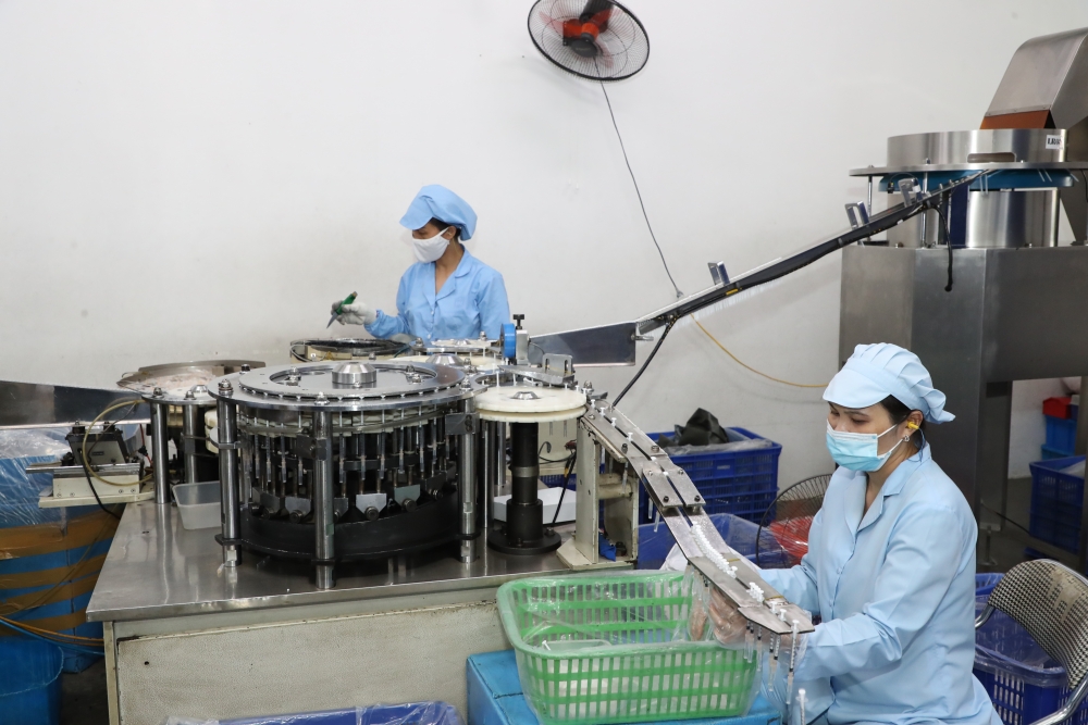 T&T Group “tiếp sức” 500.000 bộ bơm tiêm vắc-xin COVID-19 cho TP.HCM T&T Group “tiếp sức” 500.000 bộ bơm tiêm vắc-xin COVID-19 cho TP.HCM