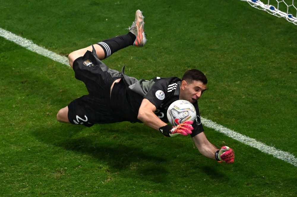 Messi 'phá dớp' sút hỏng pen, Argentina gặp Brazil ở chung kết Copa America 2021 Messi 'phá dớp' sút hỏng pen, Argentina gặp Brazil ở chung kết Copa America 2021