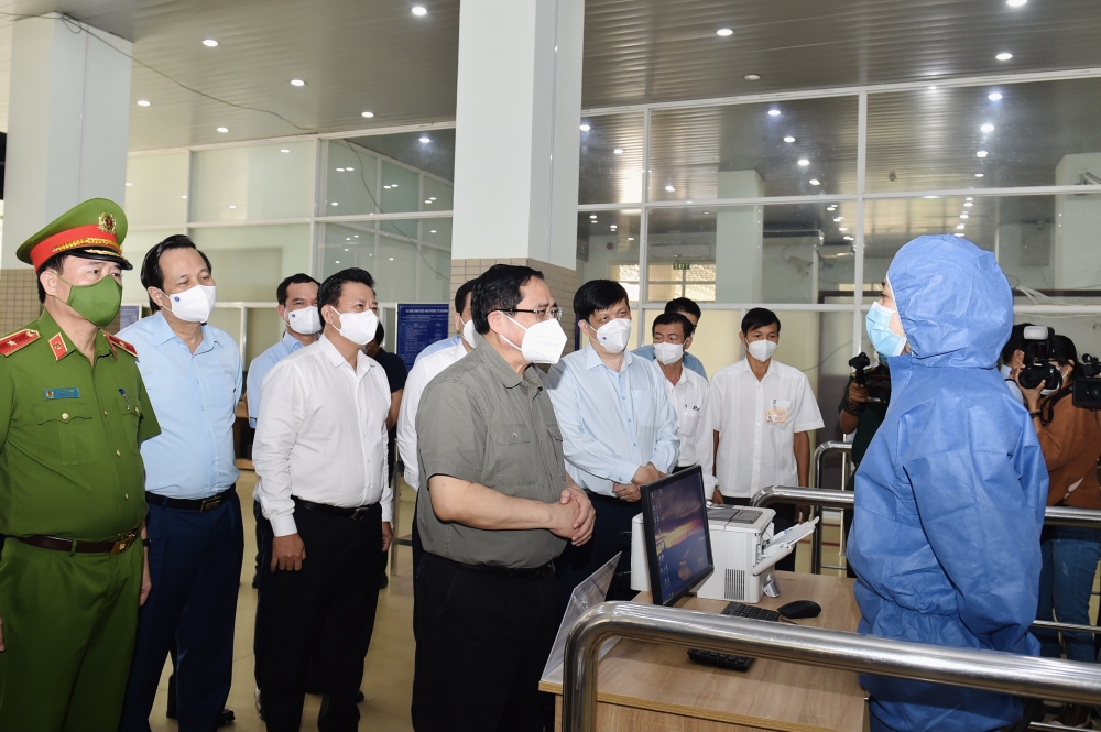 Chùm ảnh: Thủ tướng kiểm tra công tác phòng chống dịch tại Tây Ninh Chùm ảnh: Thủ tướng kiểm tra công tác phòng chống dịch tại Tây Ninh