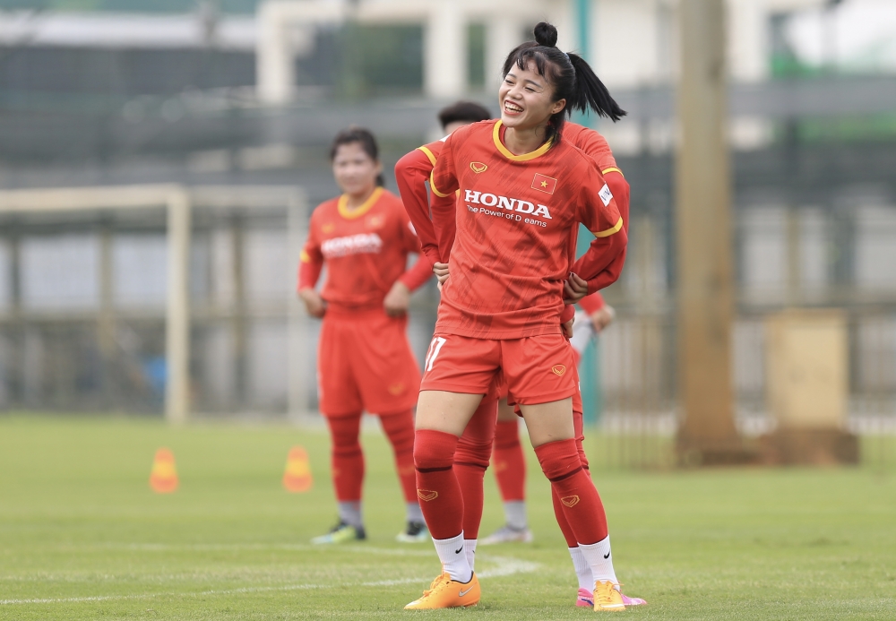 Tuyển nữ Việt Nam hứng khởi chuẩn bị chinh phục vé dự World Cup Tuyển nữ Việt Nam hứng khởi chuẩn bị chinh phục vé dự World Cup