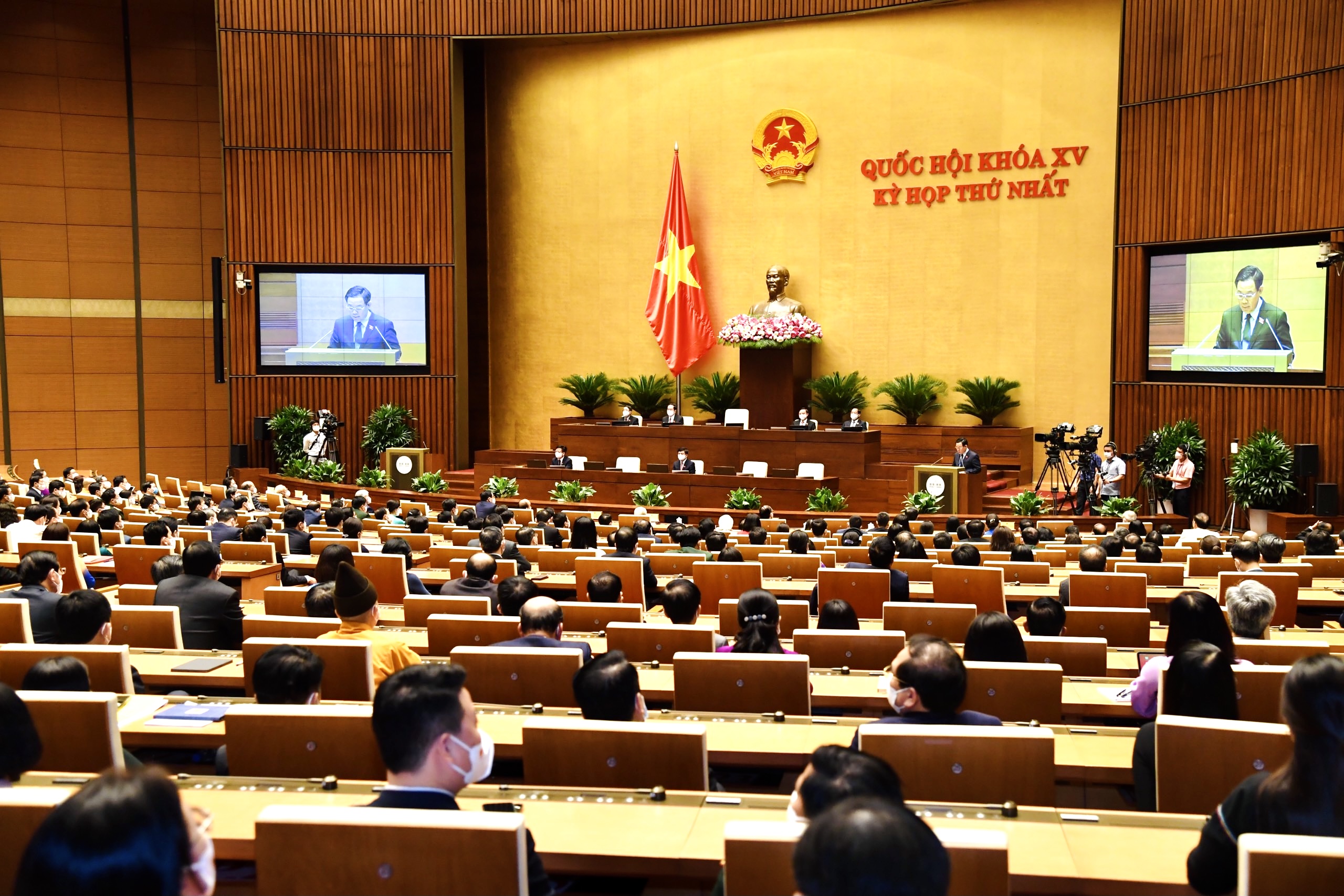 Quốc hội khóa XV bế mạc kỳ họp thứ nhất: Khởi đầu tốt đẹp cho nhiệm kỳ mới Quốc hội khóa XV bế mạc kỳ họp thứ nhất: Khởi đầu tốt đẹp cho nhiệm kỳ mới