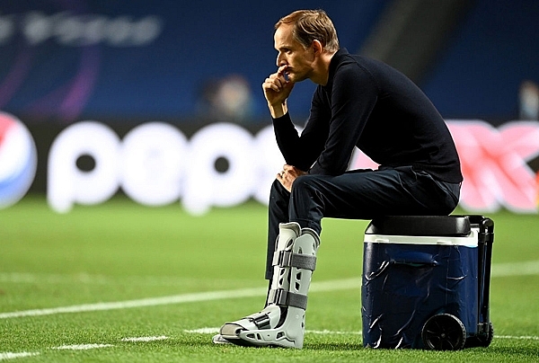 Thua Bayern ở trận chung kết C1, Neymar ôm mặt khóc nấc Thua Bayern ở trận chung kết C1, Neymar ôm mặt khóc nấc