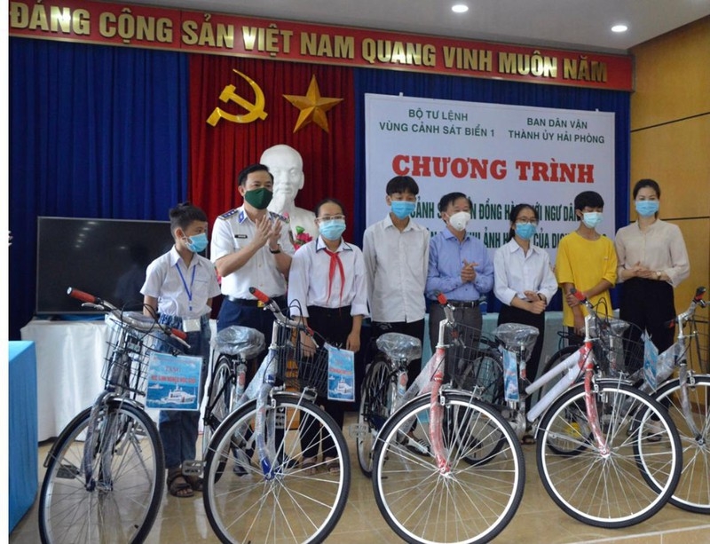 Lãnh đạo Đoàn Trinh sát số 2 thăm, kiểm tra công tác phòng chống dịch bệnh COVID-19 tại Đồng Nai Lãnh đạo Đoàn Trinh sát số 2 thăm, kiểm tra công tác phòng chống dịch bệnh COVID-19 tại Đồng Nai