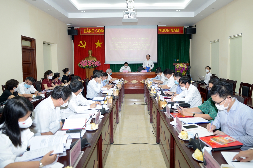 GS,TS Nguyễn Xuân Thắng: Cần sáng tạo, đổi mới trong nghiên cứu khoa học