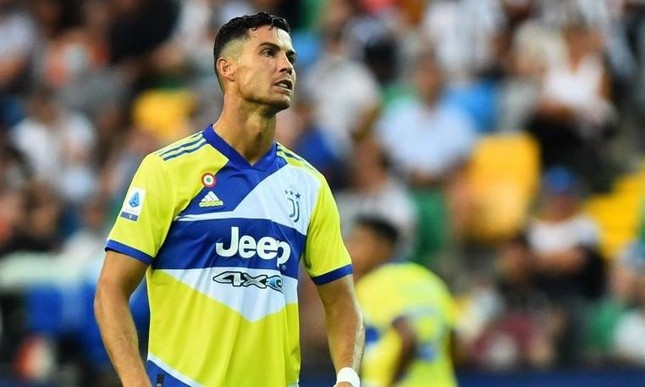 Không muốn sát cánh cùng Messi, Ronaldo tìm đường trở lại Ngoại hạng Anh Không muốn sát cánh cùng Messi, Ronaldo tìm đường trở lại Ngoại hạng Anh