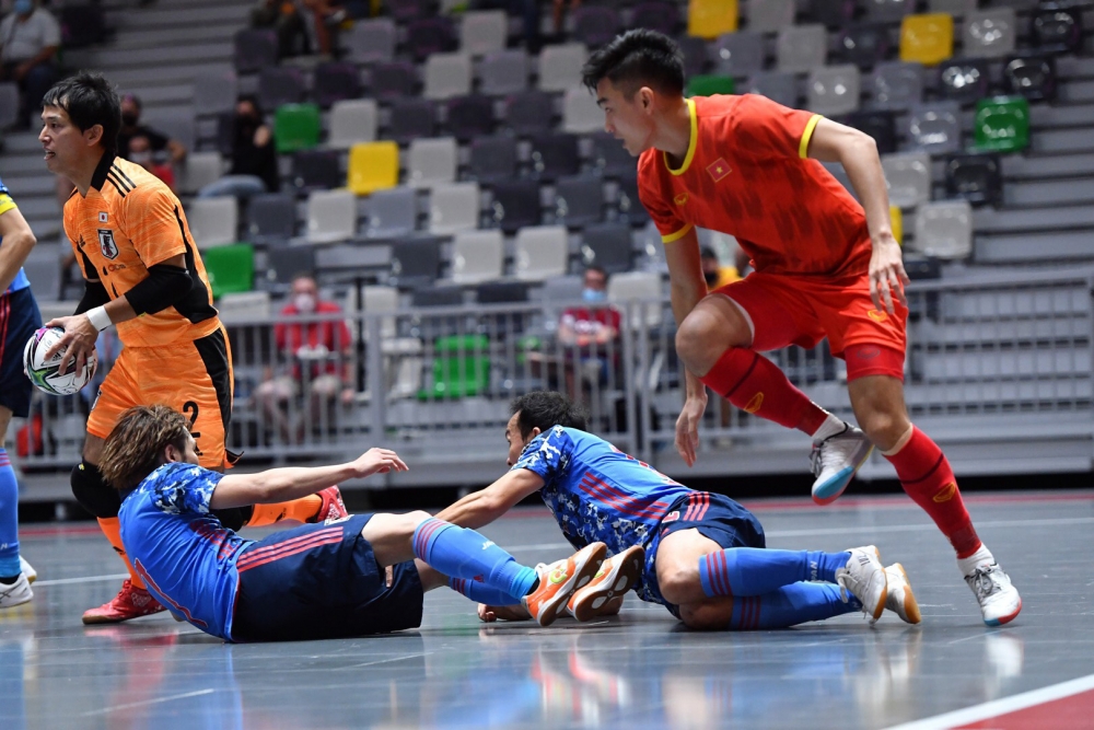ĐT Việt Nam suýt tạo nên bất ngờ trước tuyển Nhật Bản ĐT Việt Nam suýt tạo nên bất ngờ trước tuyển Nhật Bản
