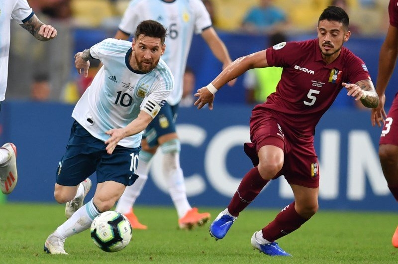 Link xem trực tiếp Venezuela vs Argentina (07h00, 03/09): Nhận định tỷ số, thành tích đối đầu Link xem trực tiếp Venezuela vs Argentina (07h00, 03/09): Nhận định tỷ số, thành tích đối đầu