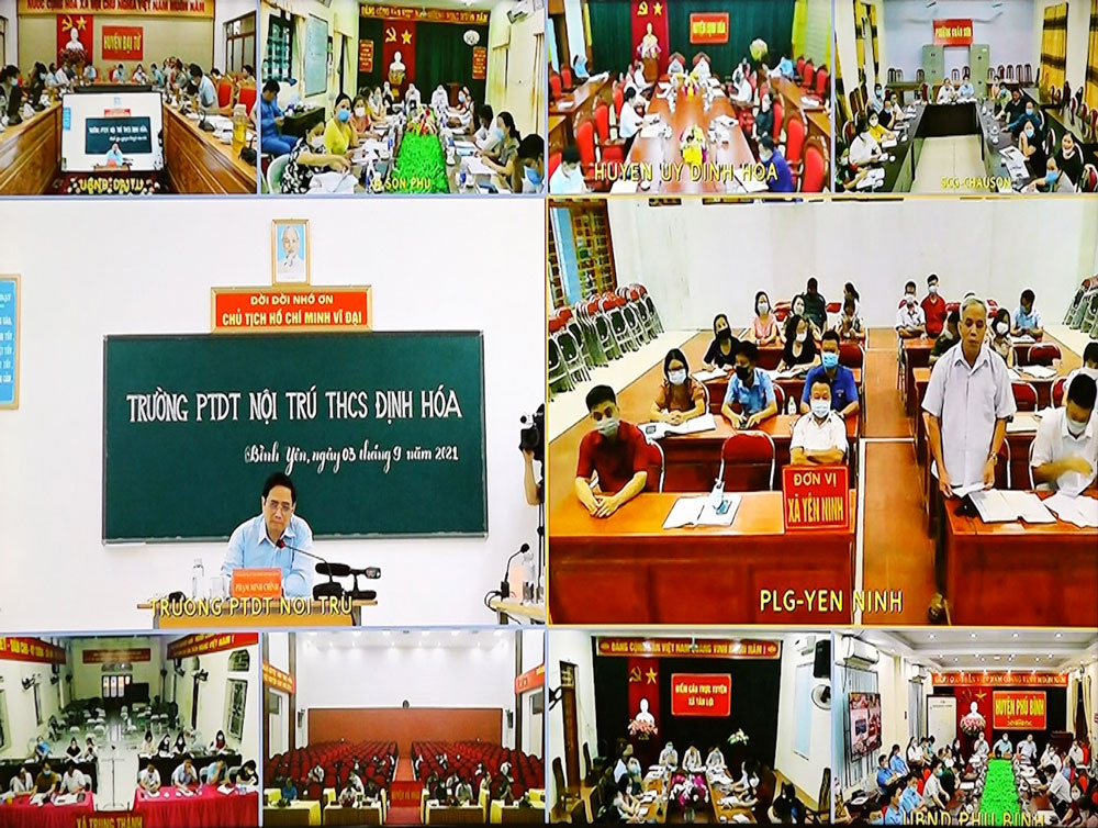 Tạo mọi điều kiện cho con em đồng bào các dân tộc có cuộc sống, môi trường học tập và rèn luyện tốt hơn Tạo mọi điều kiện cho con em đồng bào các dân tộc có cuộc sống, môi trường học tập và rèn luyện tốt hơn