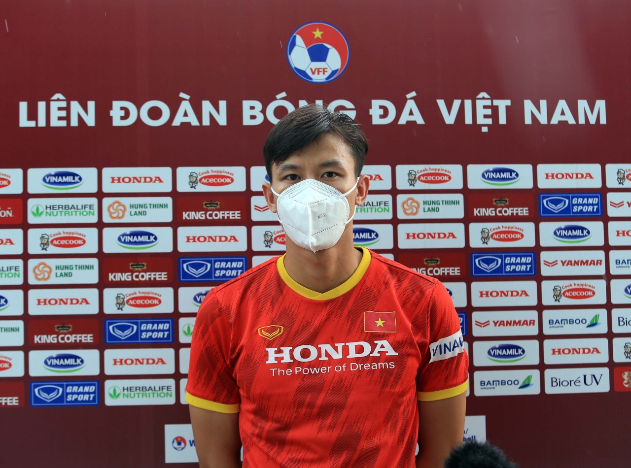 Công Phượng tập sung trong ngày trở lại ĐT Việt Nam Công Phượng tập sung trong ngày trở lại ĐT Việt Nam