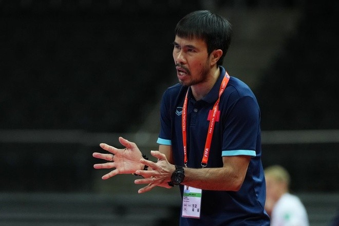 HLV trưởng ĐT futsal Việt Nam sẽ không về nước cùng đội tuyển HLV trưởng ĐT futsal Việt Nam sẽ không về nước cùng đội tuyển