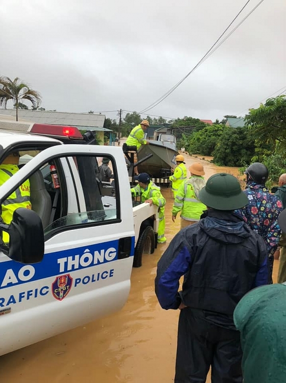 Quảng Trị: Mưa lũ khiến 8 người mất tích, 1 người tử vong Quảng Trị: Mưa lũ khiến 8 người mất tích, 1 người tử vong