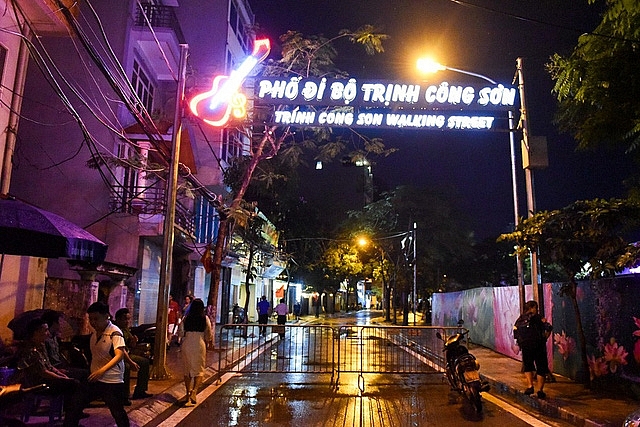 Những công trình tiêu biểu làm thay đổi diện mạo Thăng Long - Hà Nội sau 10 năm Những công trình tiêu biểu làm thay đổi diện mạo Thăng Long - Hà Nội sau 10 năm