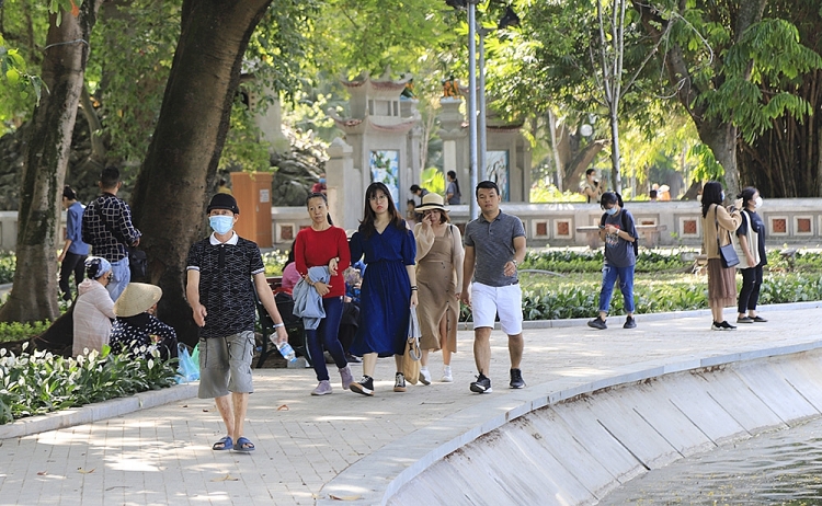 Hà Nội rực rỡ cờ hoa chào mừng ngày Giải phóng thủ đô 10/10 Hà Nội rực rỡ cờ hoa chào mừng ngày Giải phóng Thủ đô 10/10