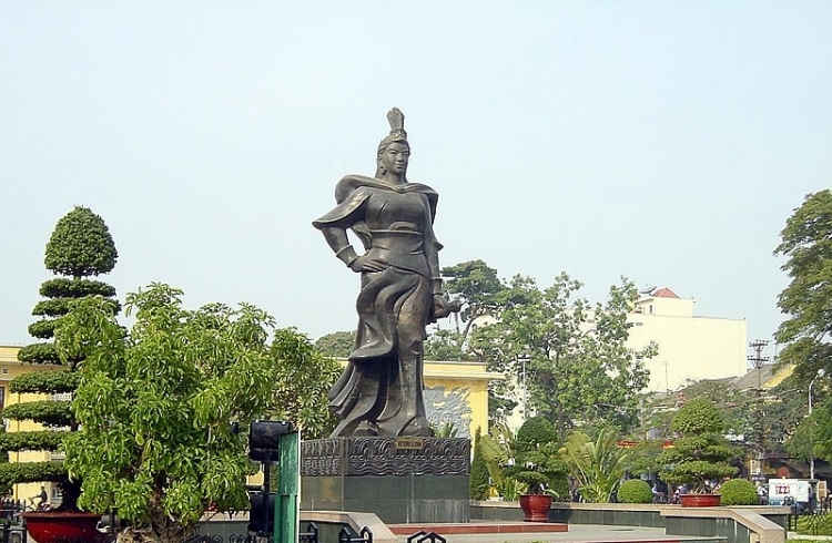 Những nữ tướng kiệt xuất trong lịch sử Việt Nam Những nữ tướng kiệt xuất trong lịch sử Việt Nam