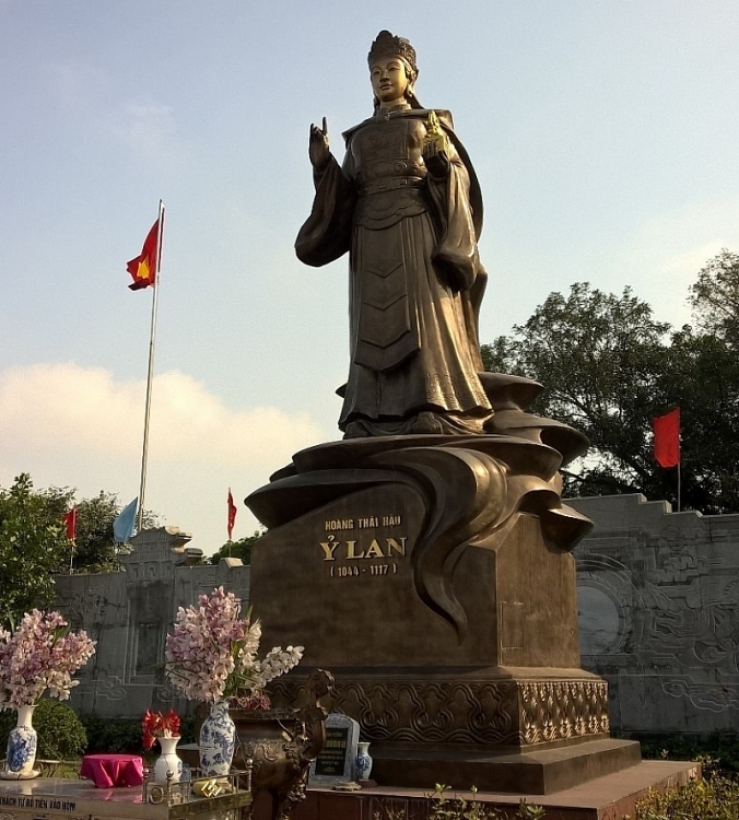 Những nữ tướng kiệt xuất trong lịch sử Việt Nam Những nữ tướng kiệt xuất trong lịch sử Việt Nam