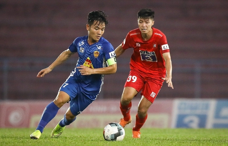 Bảng xếp hạng V-League 2020: Nam Định trụ hạng, Quảng Nam xuống hạng Nhất Bảng xếp hạng V-League 2020: Nam Định trụ hạng, Quảng Nam xuống hạng Nhất