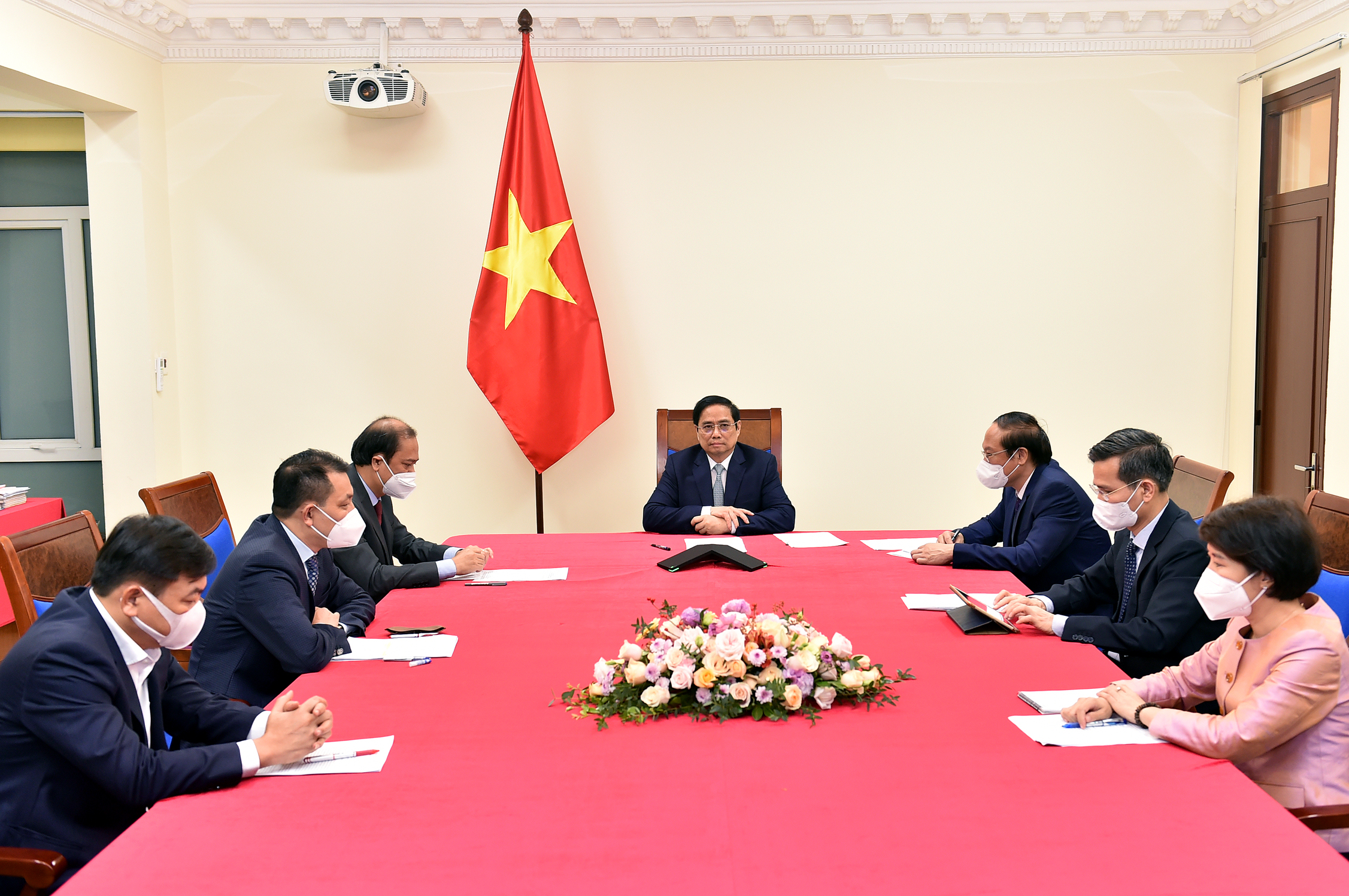 Thủ tướng điện đàm với Đặc phái viên của Tổng thống Hoa Kỳ về biến đổi khí hậu Thủ tướng điện đàm với Đặc phái viên của Tổng thống Hoa Kỳ về biến đổi khí hậu