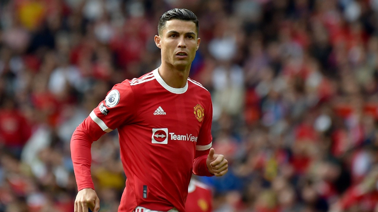 FIFA công bố danh sách 30 ứng viên Quả bóng vàng 2021: Ronaldo cạnh tranh với Messi FIFA công bố danh sách 30 ứng viên Quả bóng vàng 2021: Ronaldo cạnh tranh với Messi